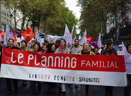 IVG: Le planning familial dépose un recours au gouvernement pour l'application de la loi 