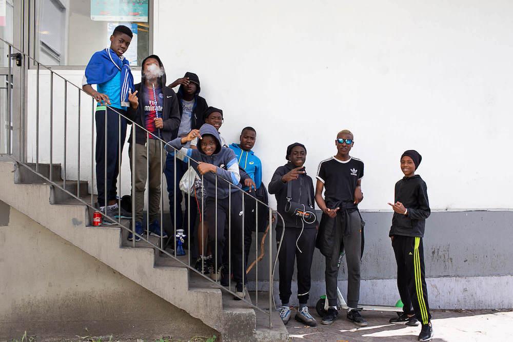 Toujours en équipe.