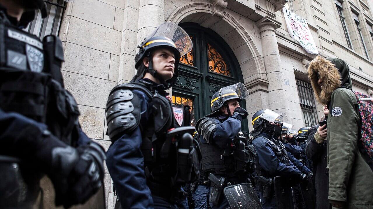 Les trois Allemands envoyés en prison pendant le G7 seraient bien des touristes