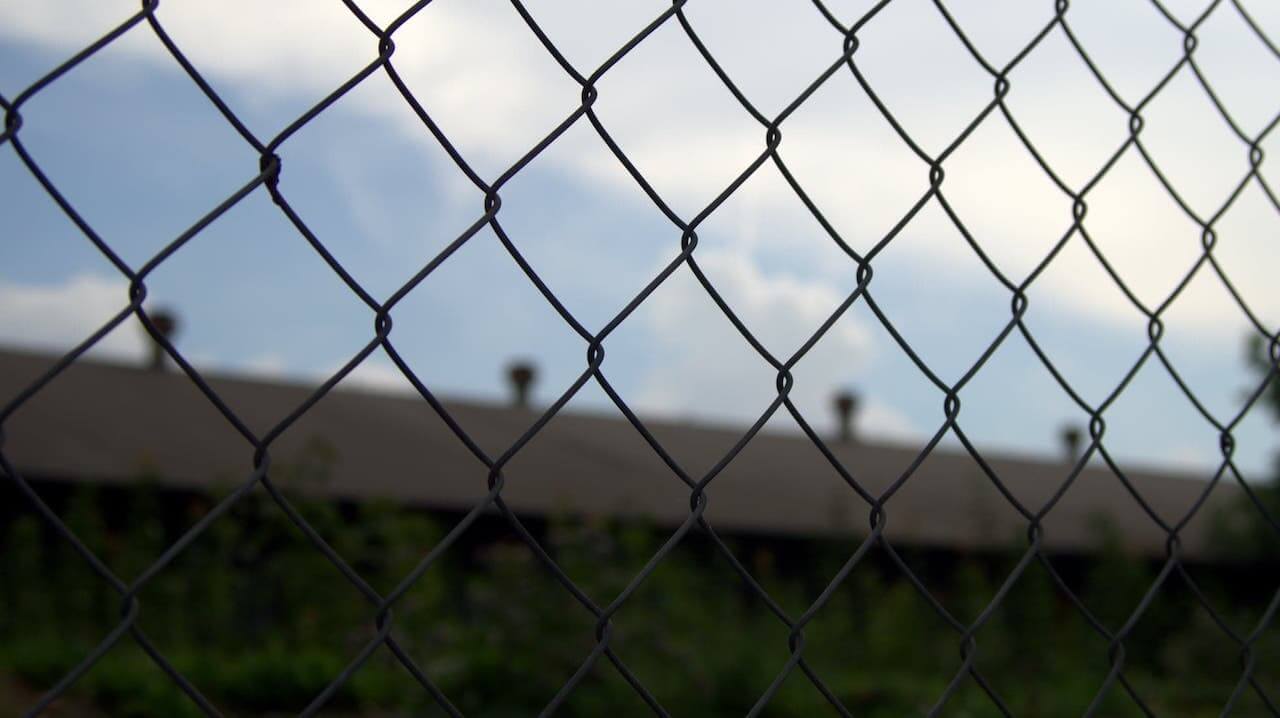 L’un des 3 Allemands incarcéré pendant le G7 libéré… et placé en centre de rétention