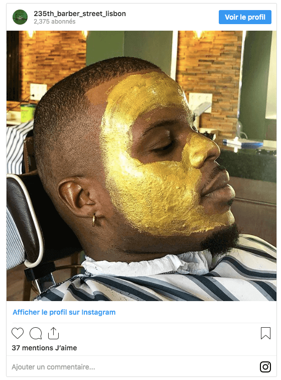 10 carats sur le visage.