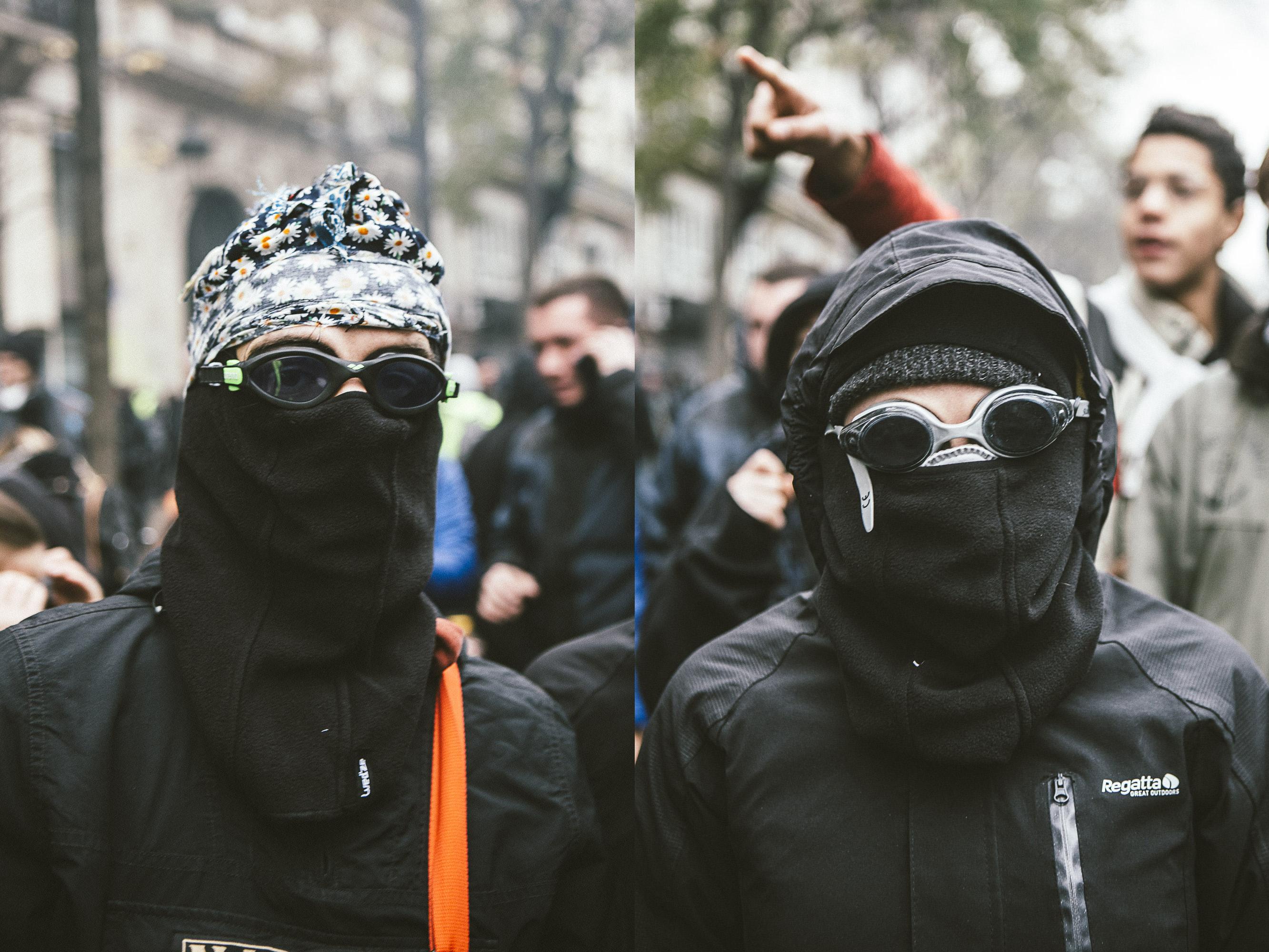 Un couple anti-capitaliste anonyme <