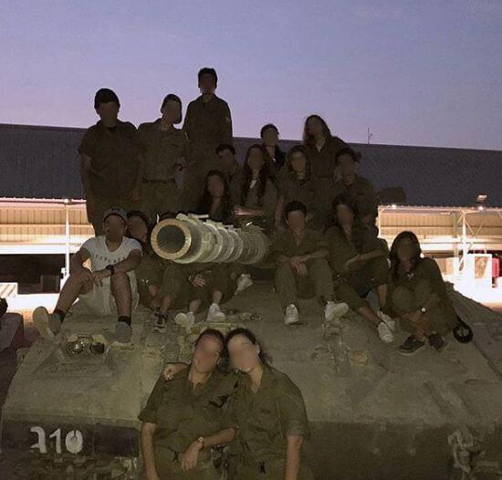 À l’époque de sa création, en 1982, le volontariat a également été vu comme un moyen de relancer l’aly