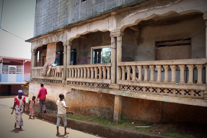 La maison de Fatima à Kahani, où elle vit encore avec ses sept enfants.