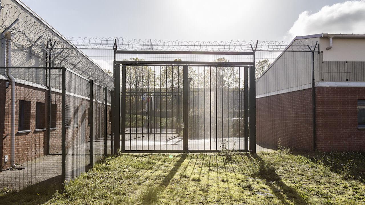 « Il faut libérer tous les étrangers sans papiers retenus dans les Cra ! »