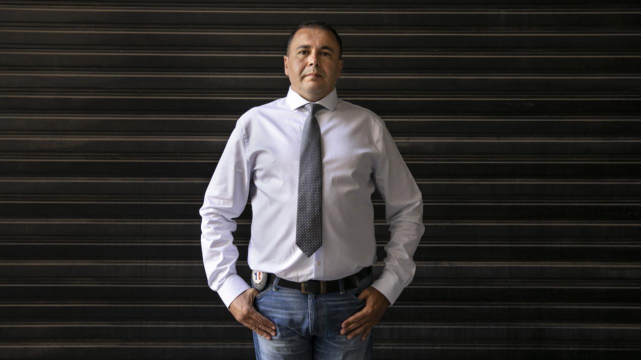 Racisme au TGI de Paris : « Gérald Darmanin doit soutenir le policier lanceur d’alerte »