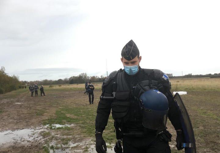 Le terrain vide des Érythréens après une expulsion, le 23 octobre 2020. 