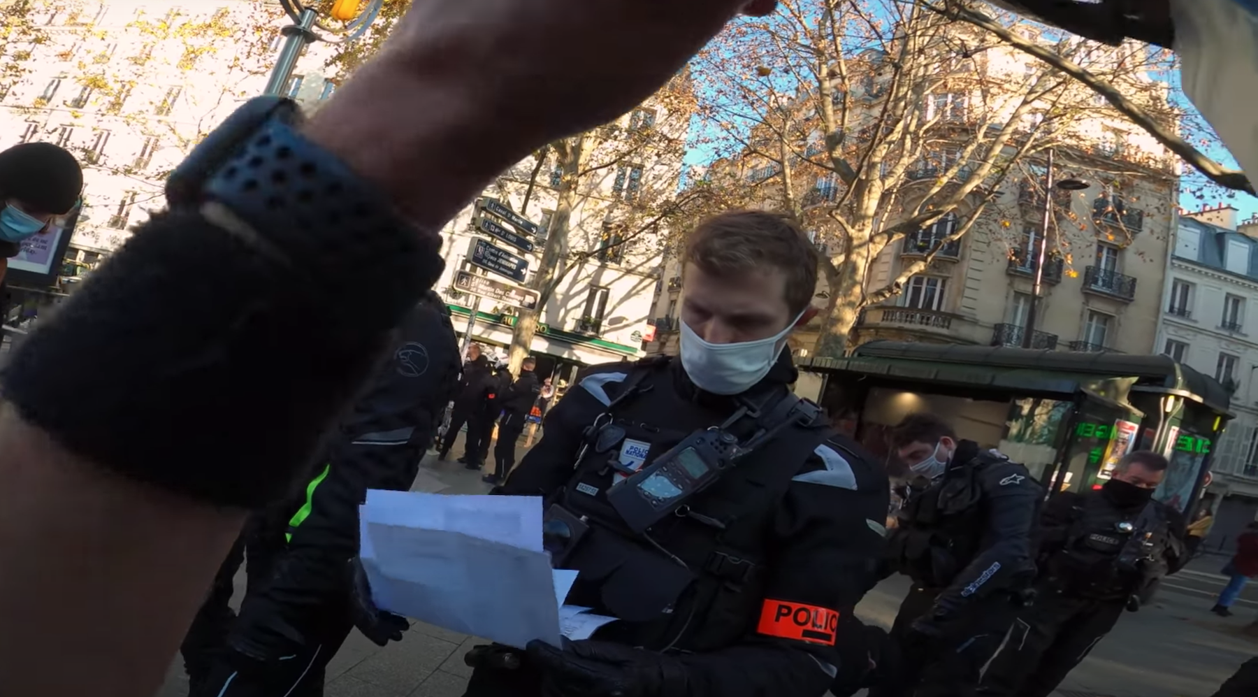 Les journalistes Gaspard Glanz et Hannah Nelson-Gabin portent plainte contre la police