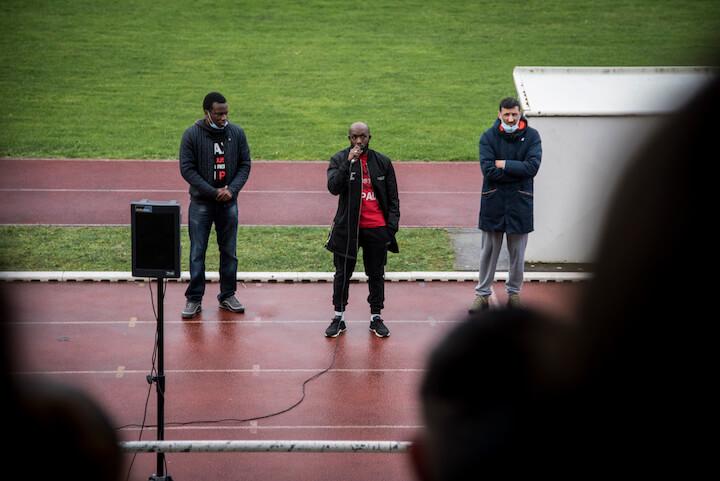 Les Camara ont organisé un rassemblement pour exprimer leur mécontentement face au possible non-lieu au stade Lionel Hurtebize