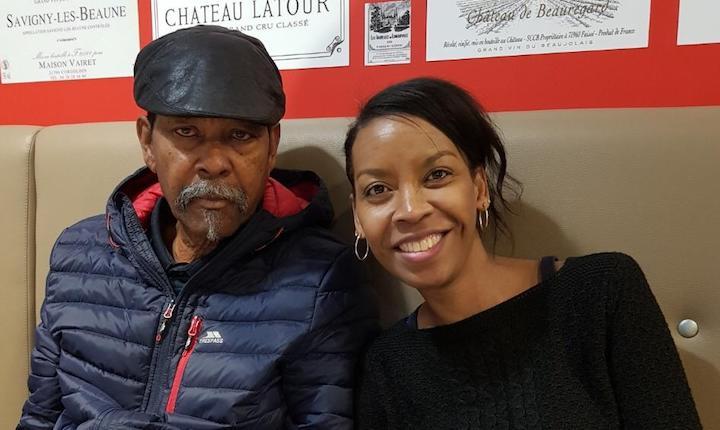 Claude Jean Pierre (à gauche) avait 67 ans quand il est mort, le 3 décembre 2020. À gauche, sa fille Fatia.