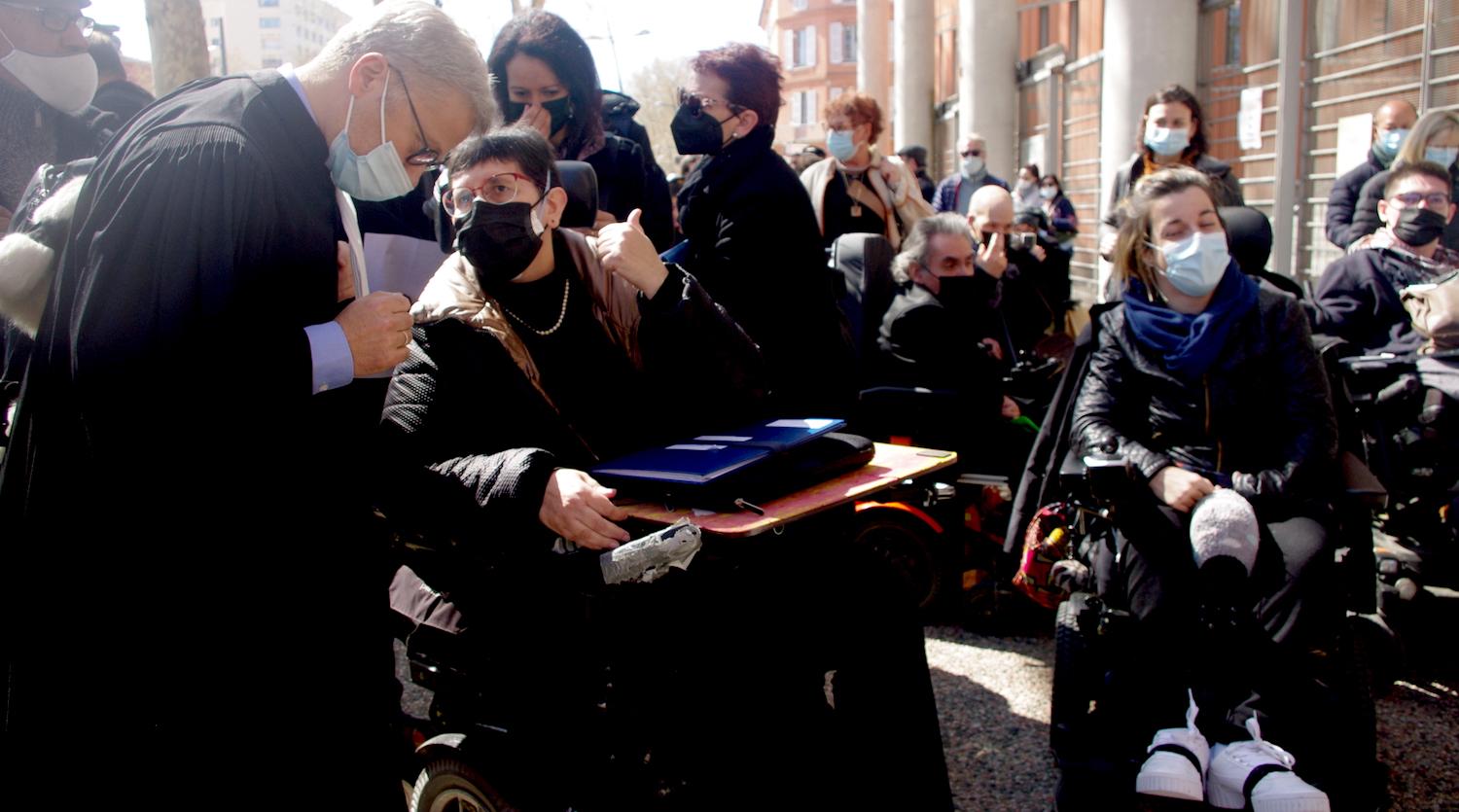 À Toulouse, la justice humilie des militants handicapés