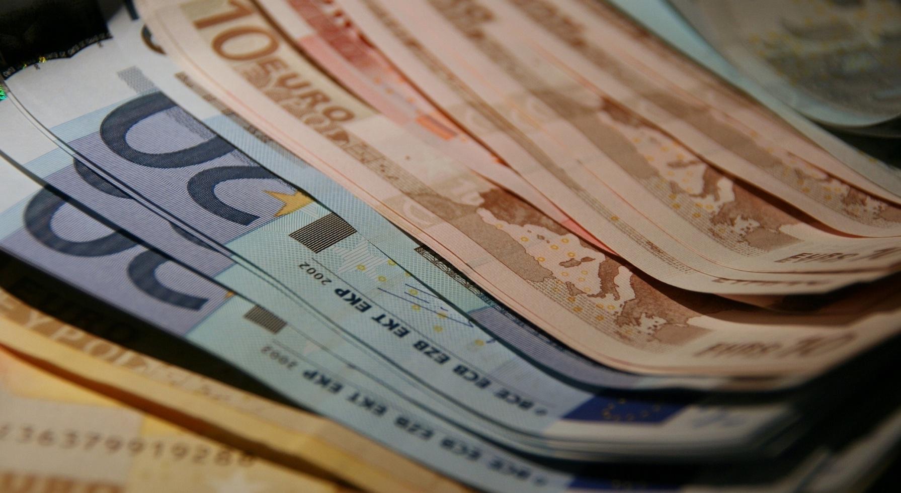 La tontine, une alternative pour les personnes racisées victimes de discriminations bancaires