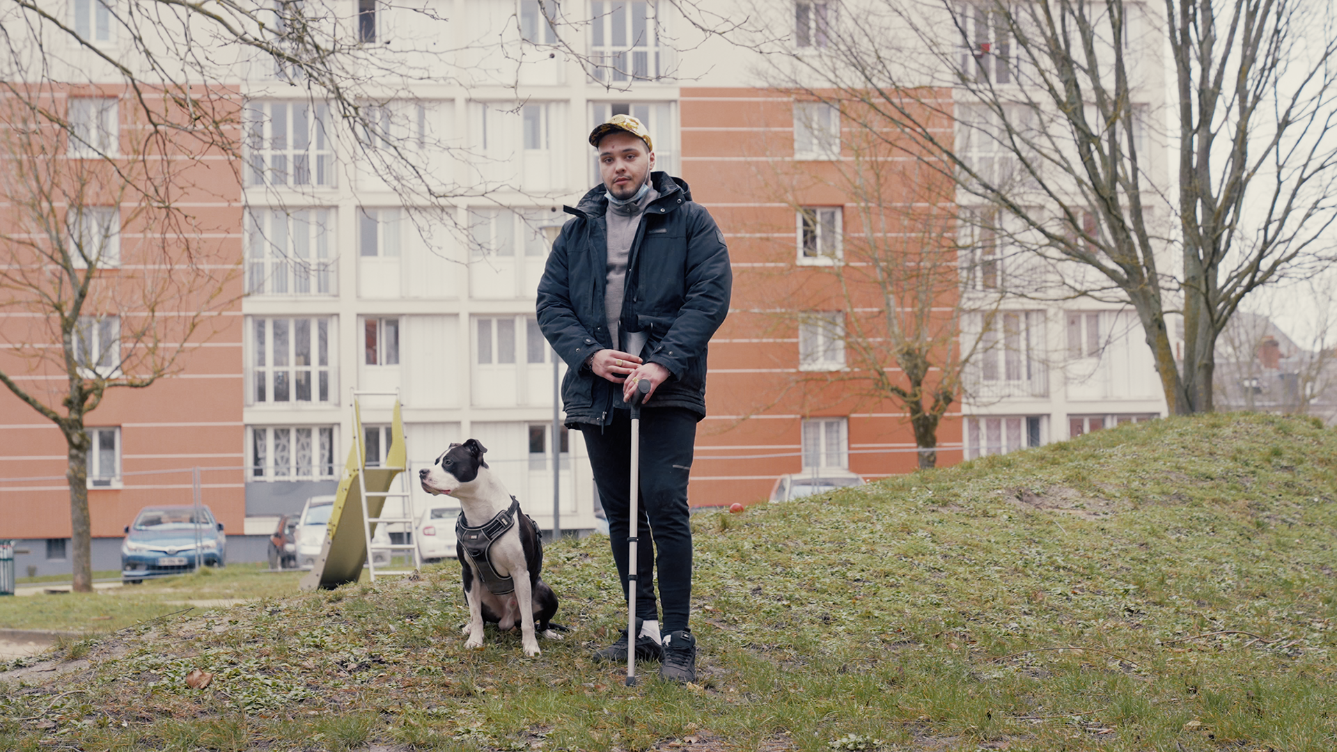 « J’ai pris une balle de fusil à pompe dans le mollet, ma jambe a été déchiquetée »