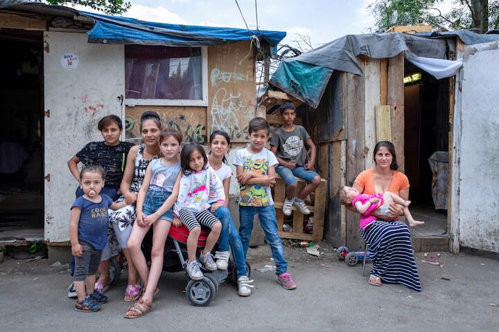 Toutes les semaines, des bénévoles de l'association Intermède Robinson organisent des activités pour les résidents