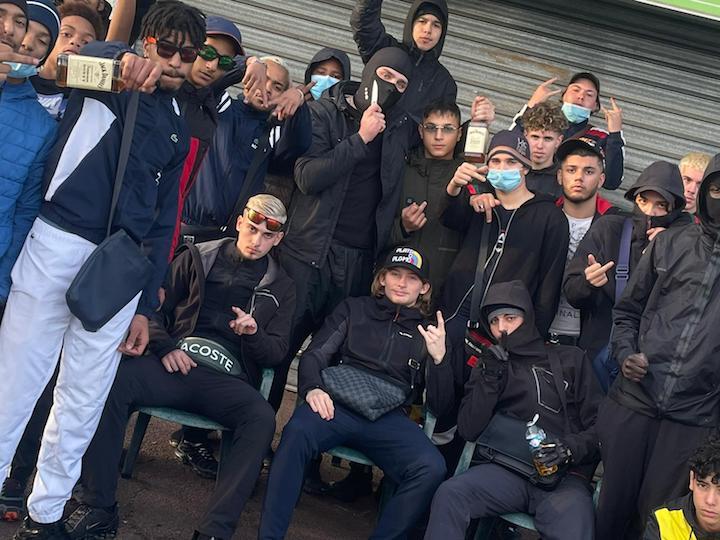 Gab Morrison et le rappeur Yaska lors d'un tournage à Bordeaux