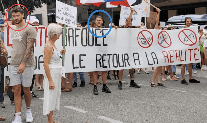 Lors des manifestations contre le pass sanitaire, Endy Thivolle (cercle rouge) a été aperçu à plusieurs reprises aux côtés de Marcello Ursi (cercle bleu), militant néo-fasciste, adepte du bras tendu et des agressions racistes