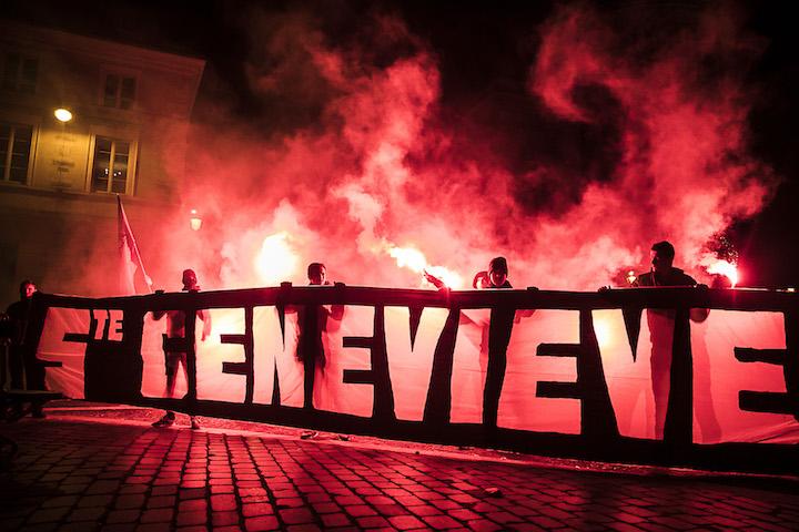 Les militants de Génération identitaire défilaient sous l'égide de Sainte-Geneviève, patronne de la ville.