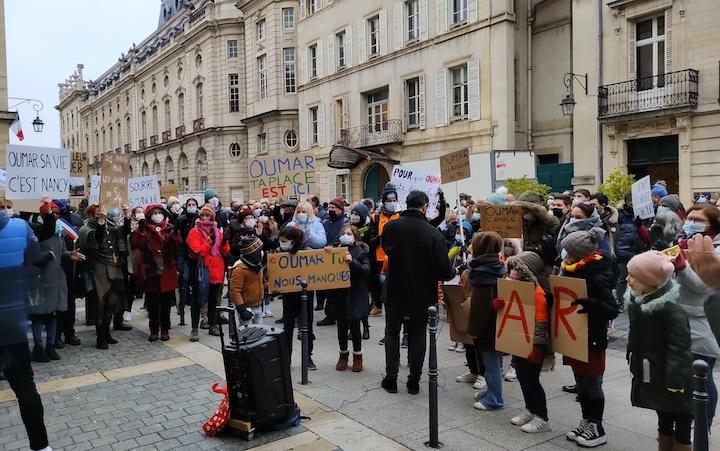 Près de 200 personnes se sont mobilisées ce mercredi 26 janvier pour soutenir Oumar Dembélé.