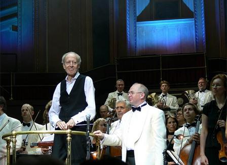 Décès du compositeur John Barry