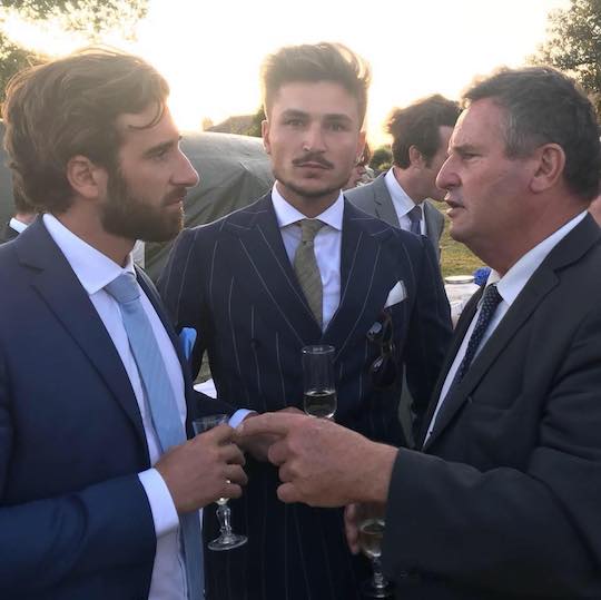 Loïk Le Priol avec Julien Rochedy et Jean-Romée Charbonneau, figure tutélaire du RN dans les Deux-Sèvres. 