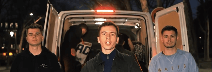 Lors de ses voyages, Auxilium europae a surtout filmé d’autres associations qui, elles, se retroussent les manches. Mais depuis une deuxième opération fin mars, c'est le silence radio.