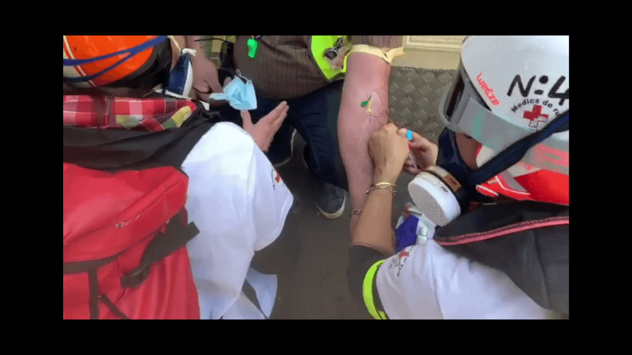 Gilets jaunes : le biologiste Alexander Samuel jugé pour avoir prélevé du sang en manif