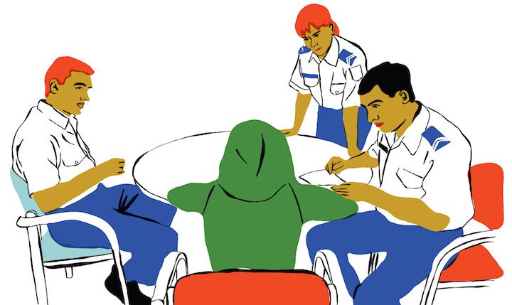 Pendant l’été 2018, le grand frère d'Amal, est signalé aux policiers et placé. Il raconte à l’ASE avoir été kidnappé en Syrie, violenté et forcé par ses parents à faire la mendicité. Ses déclarations débouchent sur une enquête criminelle, qui aujourd’hui n’a pas encore abouti. Mais quelques mois après son placement, l’ado fugue chez ses parents et raconte une tout autre histoire