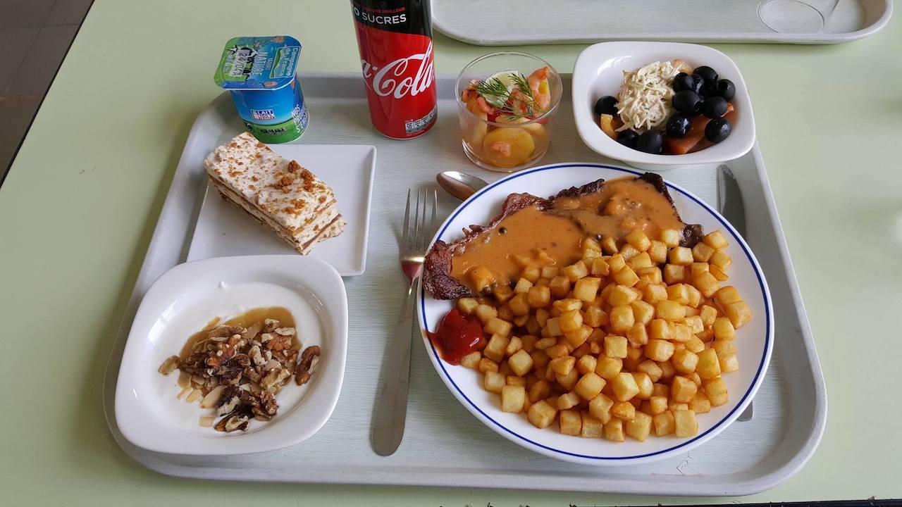 Vers la fin des restaurants universitaires ?