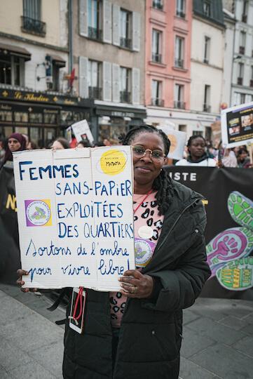 « Ce sont toujours les femmes, les personnes racisées et les pauvres qui sont les plus discriminées. »