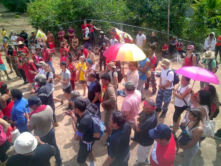 Aux yeux des Kali'na, la Ceog est un cheval de Troie. Ils ne négocient plus et l'affirment haut et fort, conscients de l'enjeu non seulement pour leur mode de vie mais pour toute la Guyane.