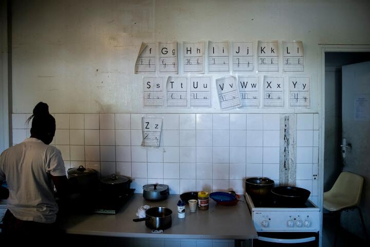 Il y a un an, Hawa ne rêvait que d’une chose : aller à l’école