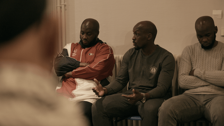 « Après la mort de Gaye tout le monde s’est réveillé et s’est engagé », raconte Mahamadou, en parlant de ses soutiens et des jeunes de Champs-sur-Marne, qui se sont réunis dans le comité Vérité et Justice pour Gaye