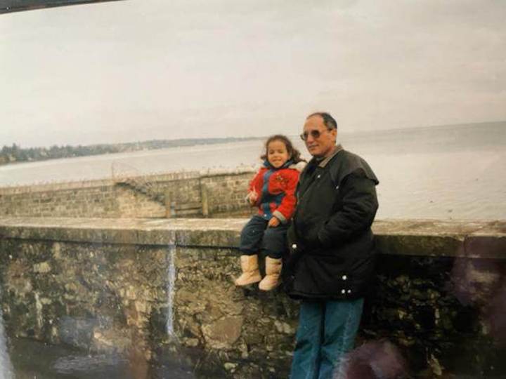 Michel Brahim et sa fille. L’auto-entrepreneur dans le bâtiment est mort à 68 ans, le 3 janvier 2019,  après une chute de 18 mètres alors qu’il nettoyait les gouttières de la préfecture de Versailles.
