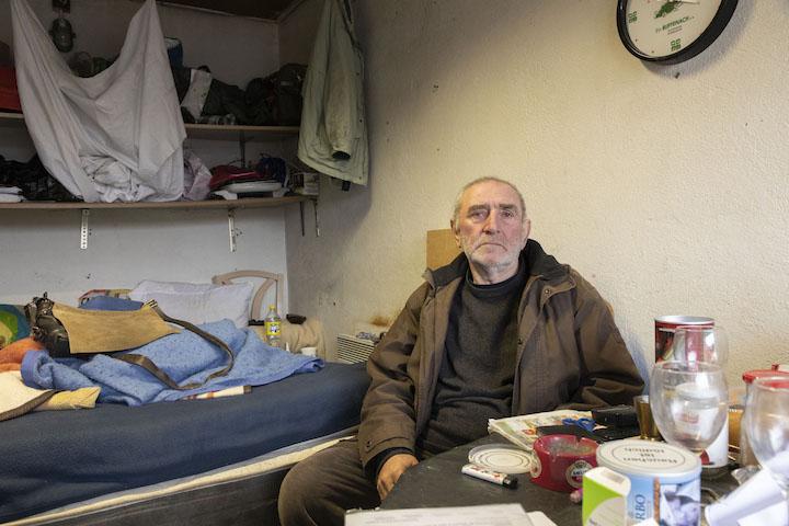 « Monter les étages tous les jours m’est difficile », confie Edisher