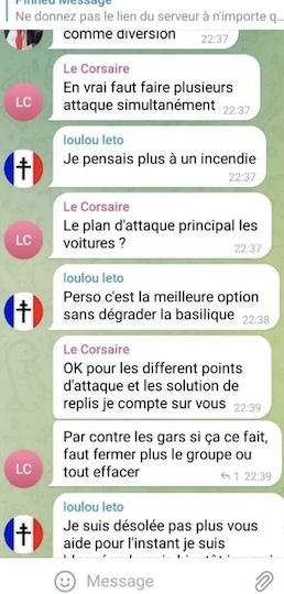 Les membres du canal Telegram select discutent de différentes options d’attentat qui viseraient plus directement l’artiste, comme un incendie et viser les voitures