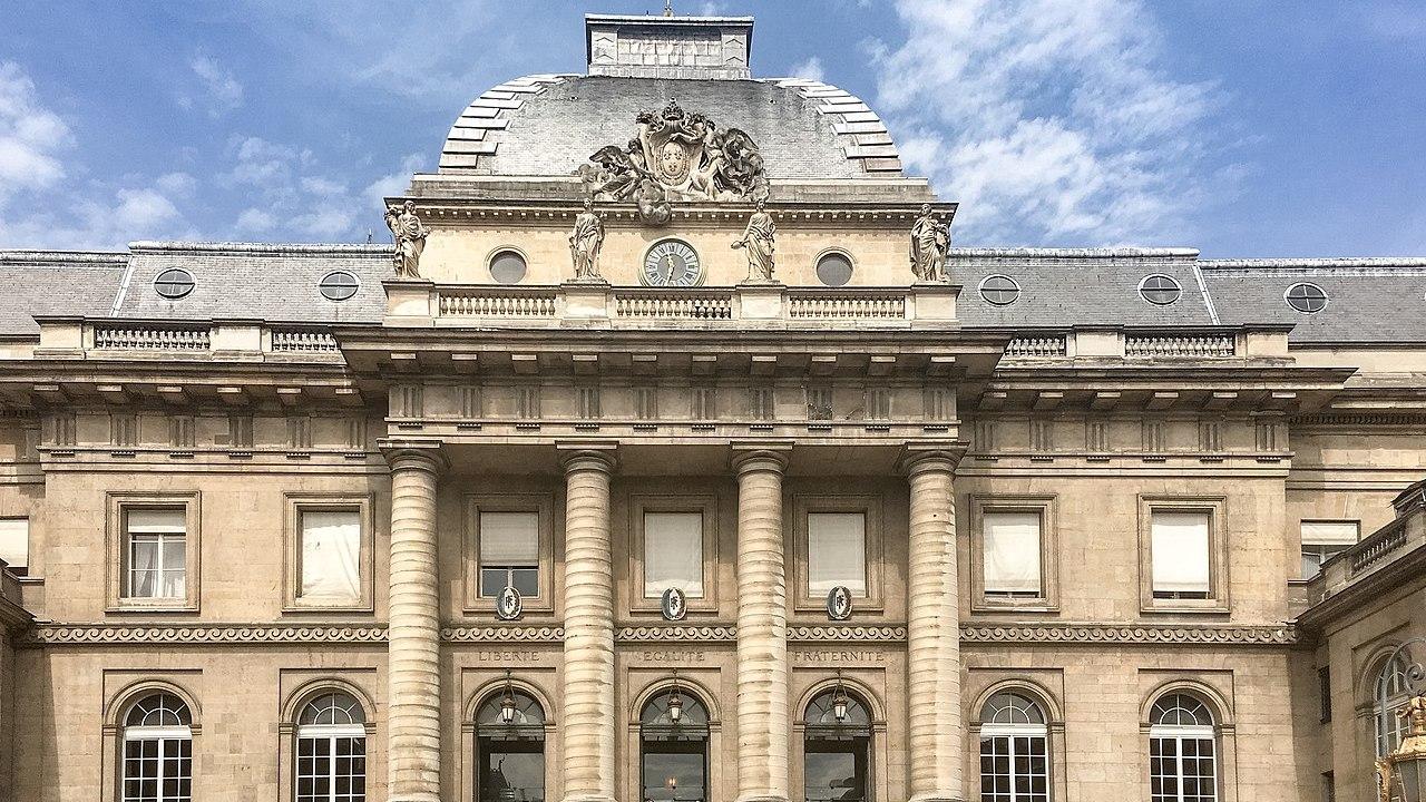 Groupe Facebook de policiers : un des condamnés continue d'écrire des messages haineux