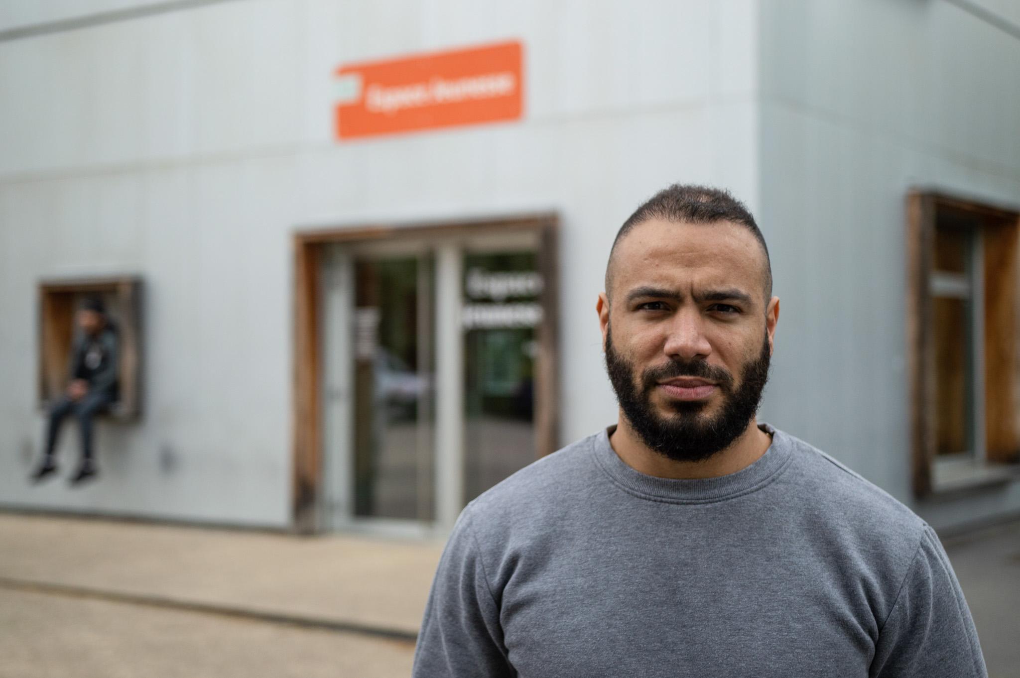 Le 25 mai 2021, Jessy Bamby écrit un mail au maire pour lui demander la « protection fonctionnelle ». 18 jours après, le maire signe finalement un courrier accordant la protection fonctionnelle, reconnaissant ainsi l’agression subie