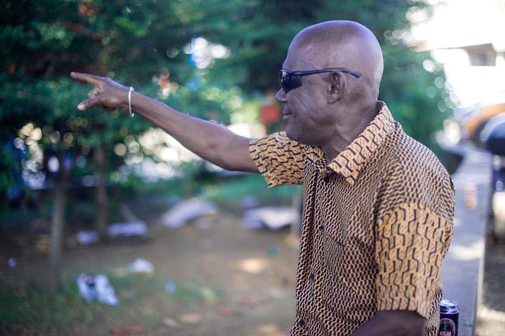 « Il y a quelques années, cette place, c’était zombieland. On fumait, on dormait et on mourait », lance Djah.