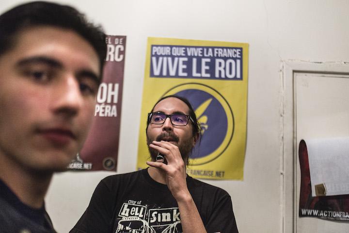 Si l’Action française conserve des liens forts avec la vieille aristocratie et la bourgeoisie, elle veut aussi s’emparer de sujets plus populaires. Ils ont cherché à s'insérer dans le mouvement social contre la réforme des retraites