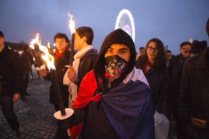 L'Action française est aujourd’hui forte de plus d’un millier d’encartés – elle en revendique 3.000 –, ce qui en fait le groupe à la droite du Rassemblement National le plus important numériquement