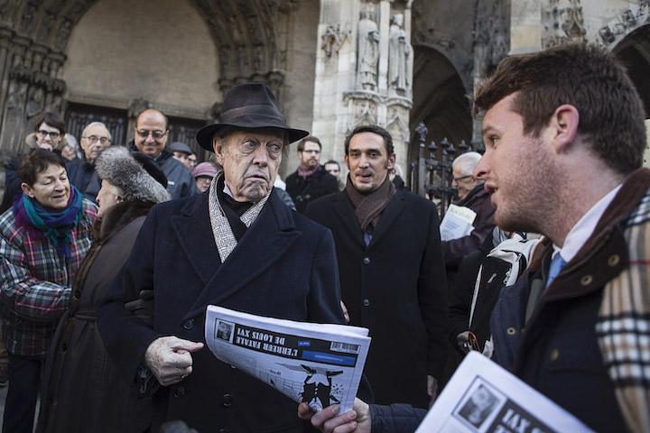 Le mouvement soutient le retour du roi en France. Jusqu'en 2019 et sa mort, c'était Henri d'Orléans (au centre)