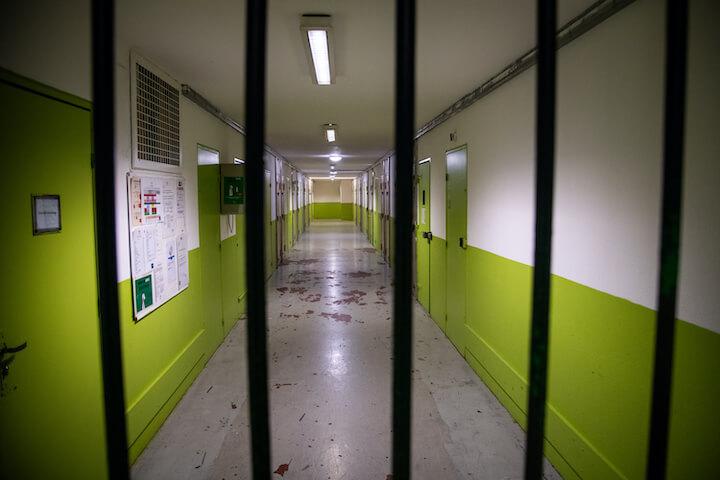 La surpopulation carcérale engendre des tensions