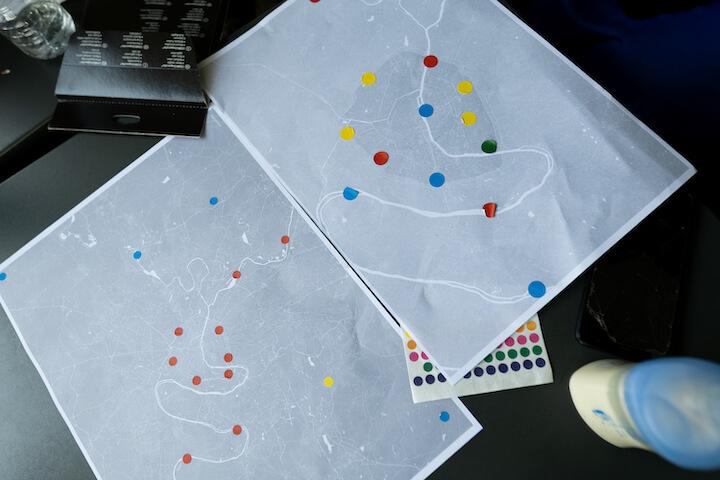 Fatou enchaîne les logements sociaux depuis deux ans, sans trouver de véritables solutions pour son enfant