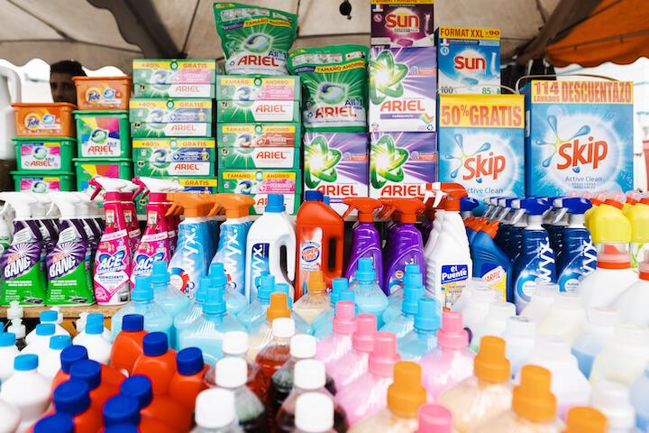 Paquets de lessive au rabais