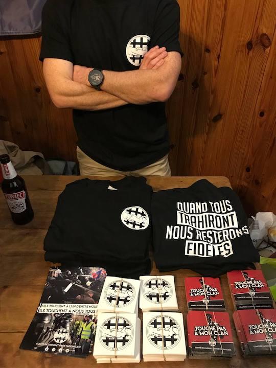 Invité par Luminis, le CLAN a tenu une table de matériel durant la formation « contre la garde à vue » dispensée par deux avocats affiliés à l'association nationaliste