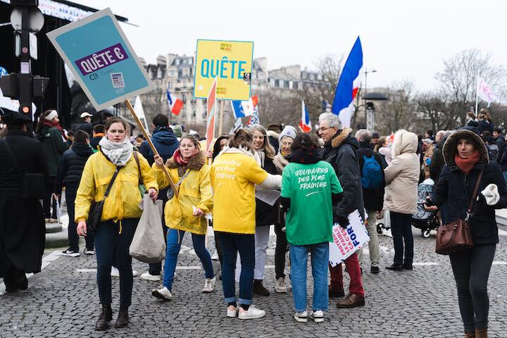 Des associations appellent même aux dons