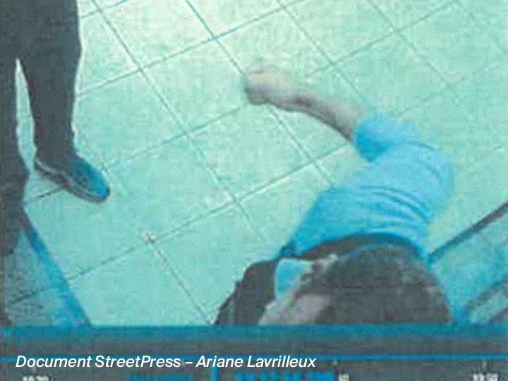 Amar jure avoir « maîtrisé son geste » juste pour « intimider » le prisonnier sans le toucher. Samir conteste et assure aux officiers de police judiciaire s’être senti « comme un sac de boxe, frappé quatre ou cinq fois au visage et au corps »