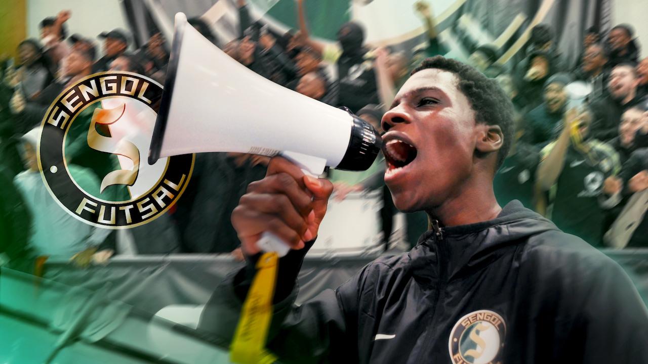 Chants, cagoules et chambrage : on était dans le kop du Sengol Futsal 