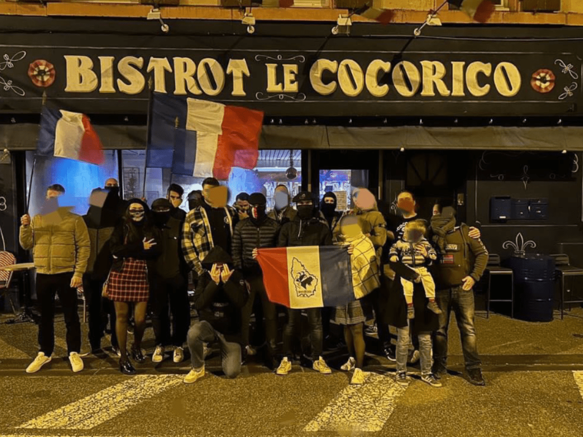 Le Cocorico fête l'année 2024 avec Endy Thivolle, ancien membre de Génération identitaire et un des leaders du groupuscule identitaire Valence Patriote (devenu Obélio), qui avait menacé StreetPress en 2022. Ou Pierrick Payet, autre leader d’Obélio