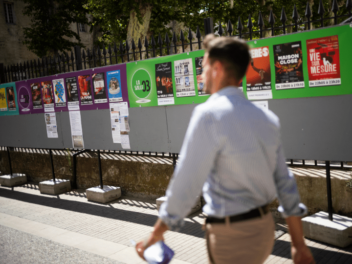 En 2010, Raphaël Arnaud, alors ado manifeste dans le quartier Perrache contre la réforme des retraites de Nicolas Sarkozy.
